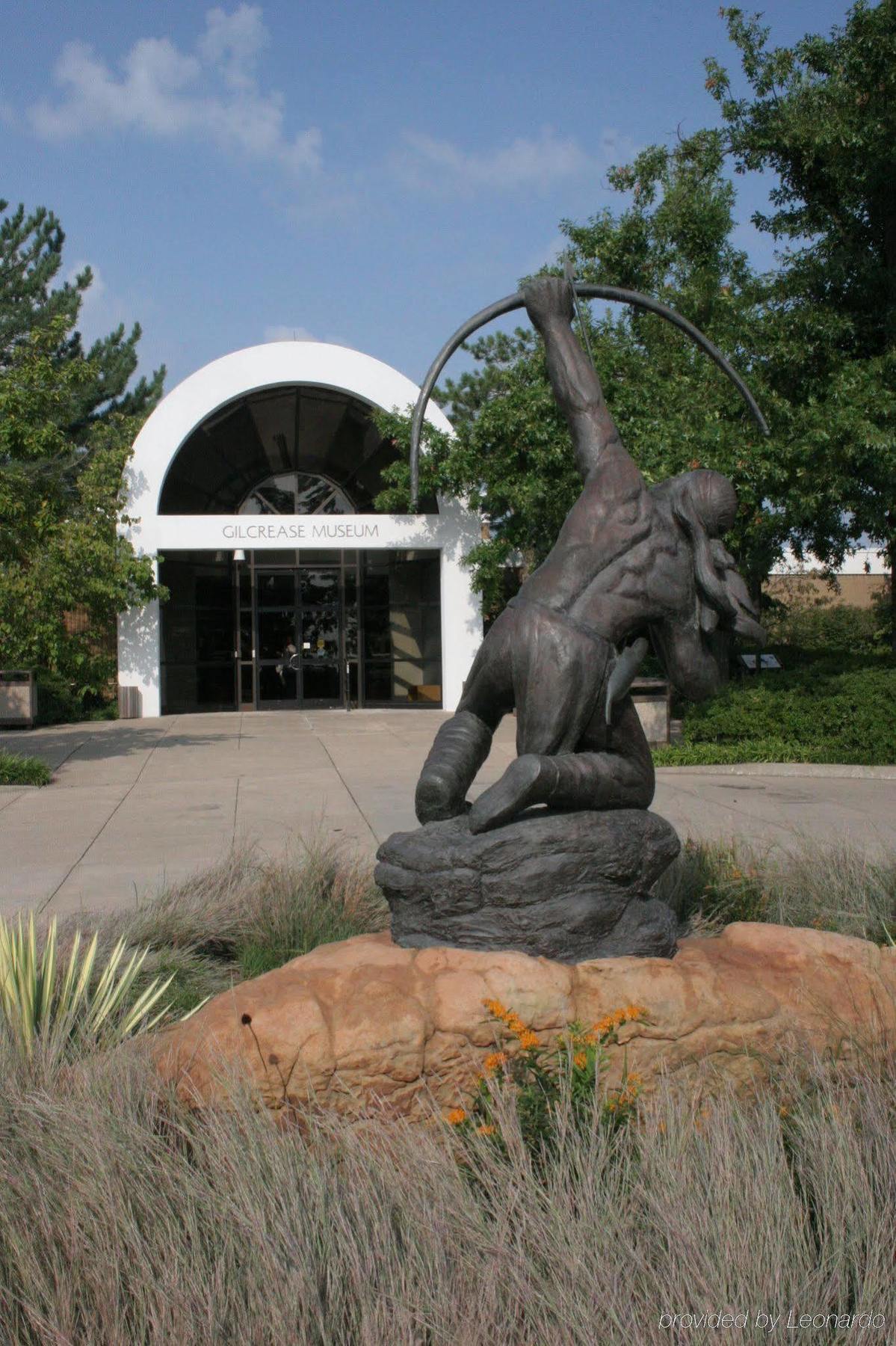 Renaissance Tulsa Hotel & Convention Center Экстерьер фото